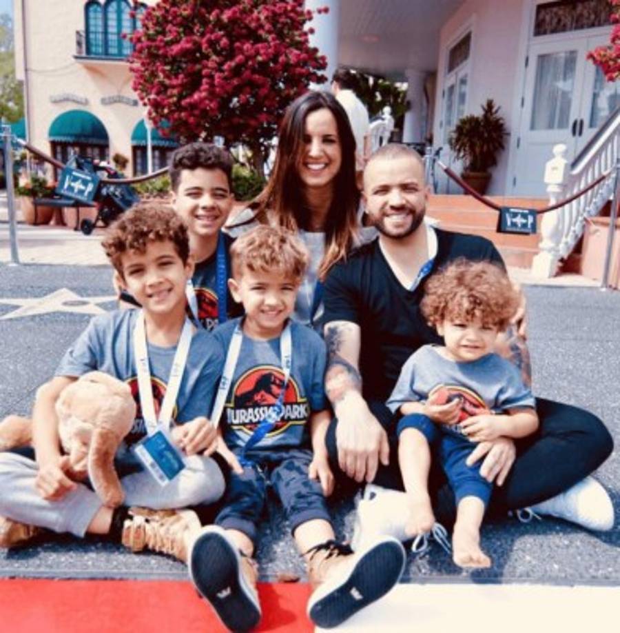 Nacho Mendoza e Inger<br/><br/>El cantante venezolano, cuyo nombre real es Miguel Ignacio Mendoza, anunció su separación de Inger en un comunicado publicado en Instagram en octubre de este año. La pareja tuvo cinco años de unión matrimonial y tres hijos. Tras su ruptura se acusó a Nacho de tener una aventura con la modelo Eli Tulián, con quien grabó el video 'Mi vida', parte de su primer disco como solista.<br/>