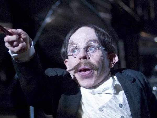 Warwick Davis personificó a el profesor Filius Flitwick en la saga fantástica de ‘Harry Potter’.