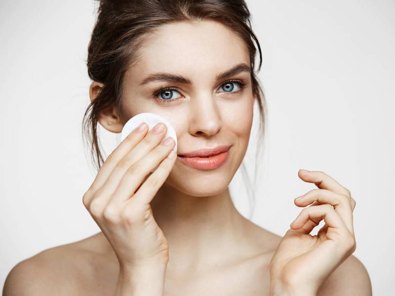 Una barrera cutánea saludable protege y embellece el cutis.