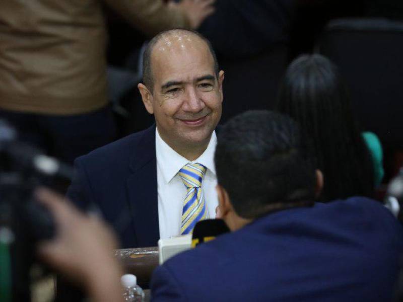 Presentan iniciativa en el CN para ampliar licencia postnatal de 42 a 65 días