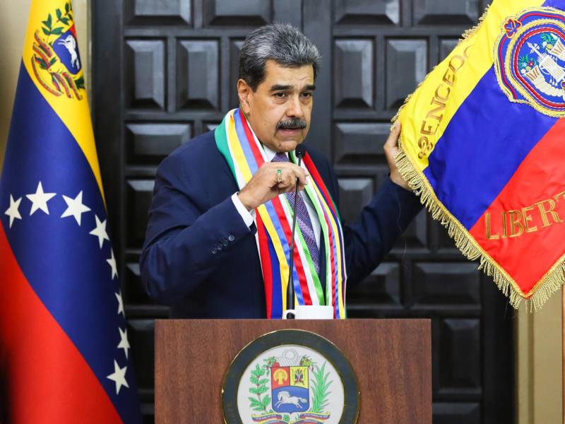 Fotografía cedida por el Palacio de Miraflores del presidente de Venezuela, Nicolás Maduro, hablando este miércoles, en Caracas (Venezuela).