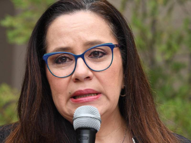 Ana García, la exprimera dama de Honduras se mostró feliz luego de la audiencia de su esposa Juan Orlando Hernández el martes 23 de enero.