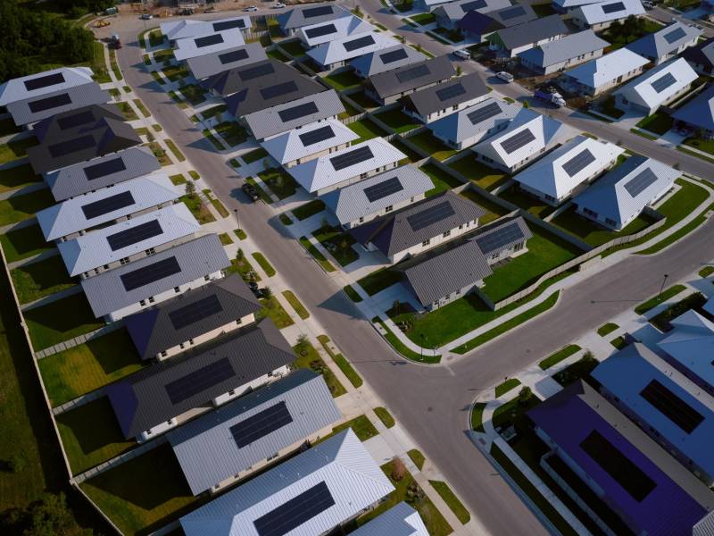 ICON construyó Wolf Ranch, un barrio de 100 casas impresas en 3D en las afueras de Austin, Texas.