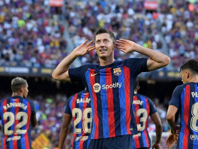 Así festejó Robert Lewandowski su gol ante Valladolid.