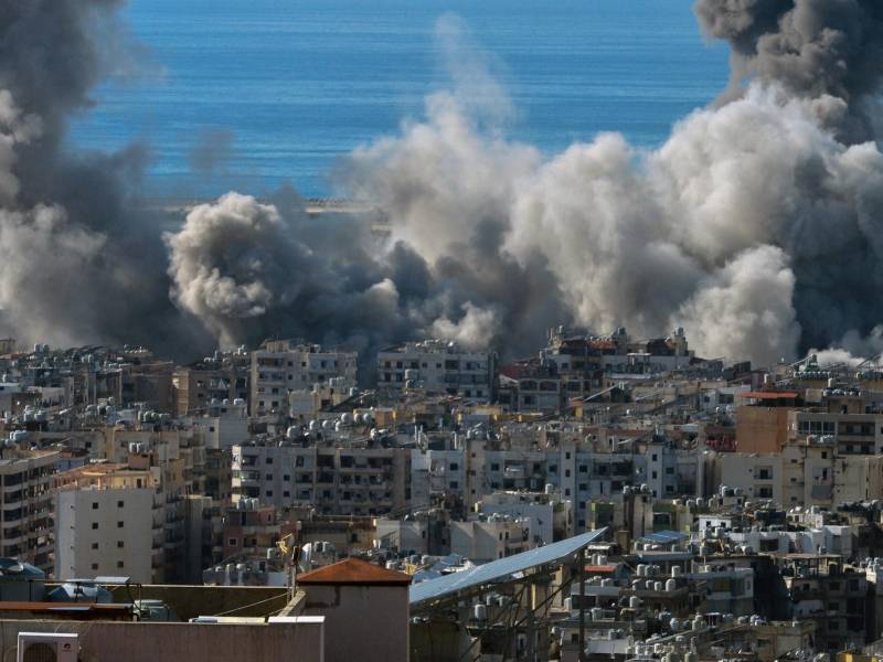 Israel bombardeó el distrito de Dahieh, Beirut, este martes, antes de anunciar un alto el fuego.