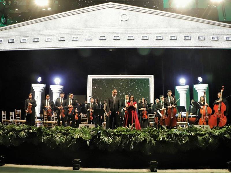 La Orquesta Filarmónica de San Pedro Sula, bajo la batuta del internacional Maestro Óscar Barahona, será la encargada de cerrar con broche de oro.