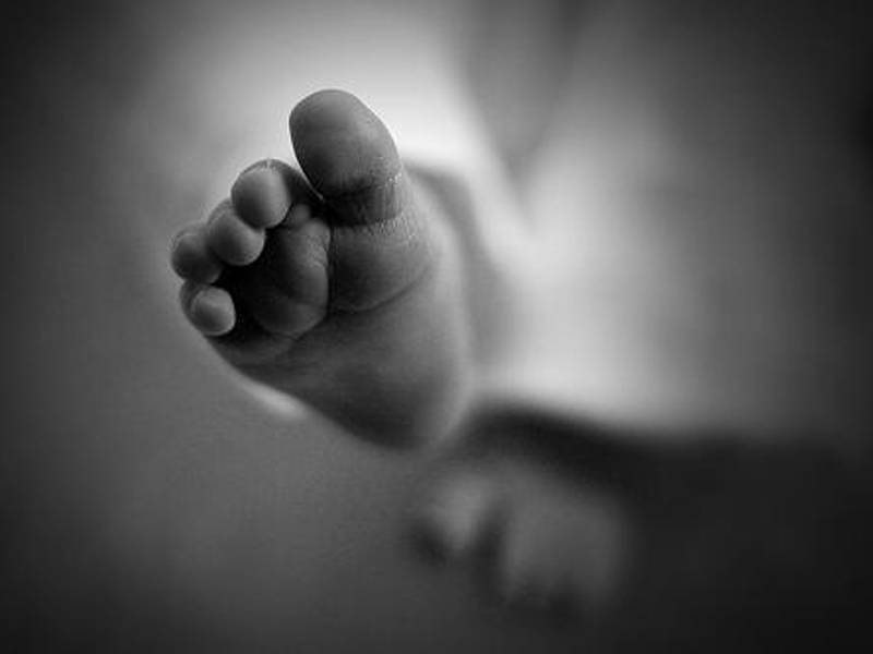 La niña falleció el pasado viernes supuestamente por desnutrición en el Hospital Mario Catarino Rivas de San Pedro Sula.