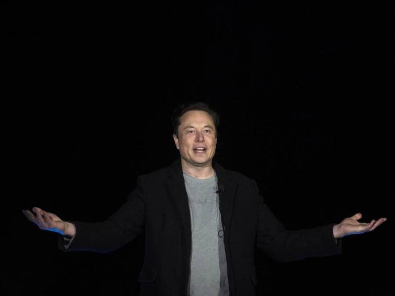 El multimillonario Elon Musk es el propietario de la empresa Neuralink.