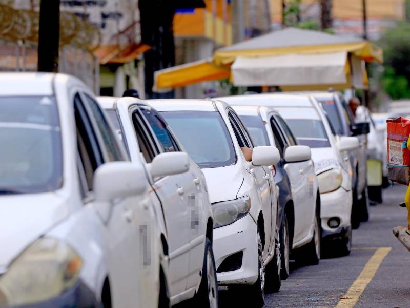 El rubro de taxis colectivos es uno de los más afectados por el cobro de extorsión.
