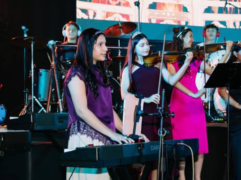 La magia de Disney brilló con el talento de la Academia de Artes Oviedo