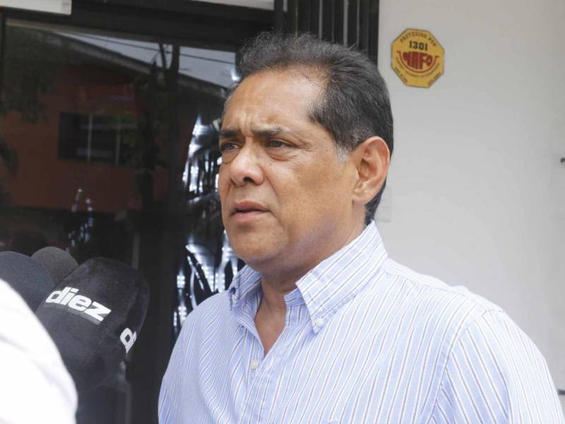 Rolin Peña, vicepresidente de Marathón compareciendo en entrevista.