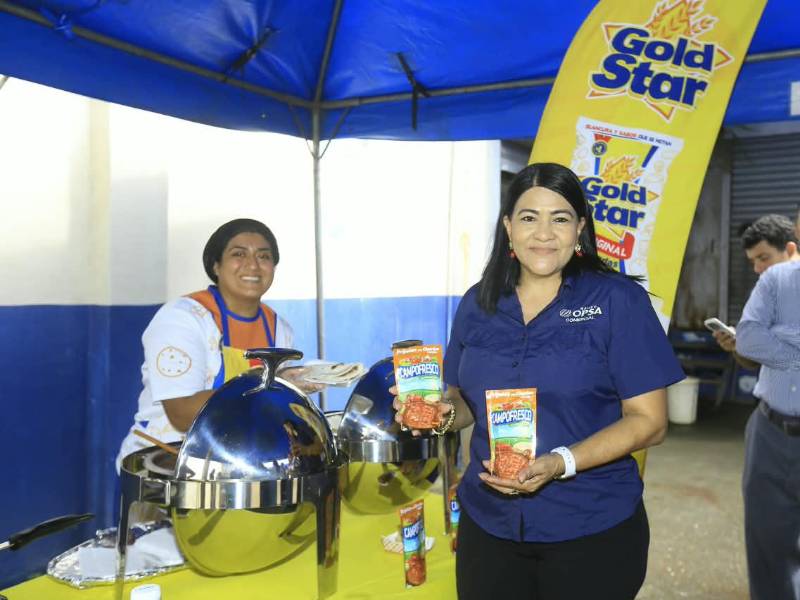 Las muestras de cariño de empresas y organizaciones se hicieron presentes durante el aniversario de LA PRENSA.