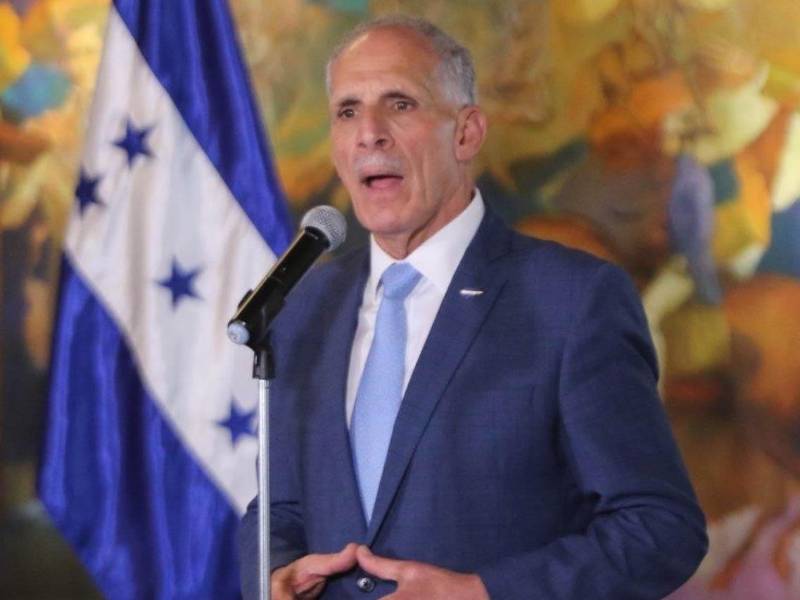 El presidente de Honduras, Nasry Asfura, recibió en Casa Presidencial a Kristi Noem, representante del Escudo de las Américas.