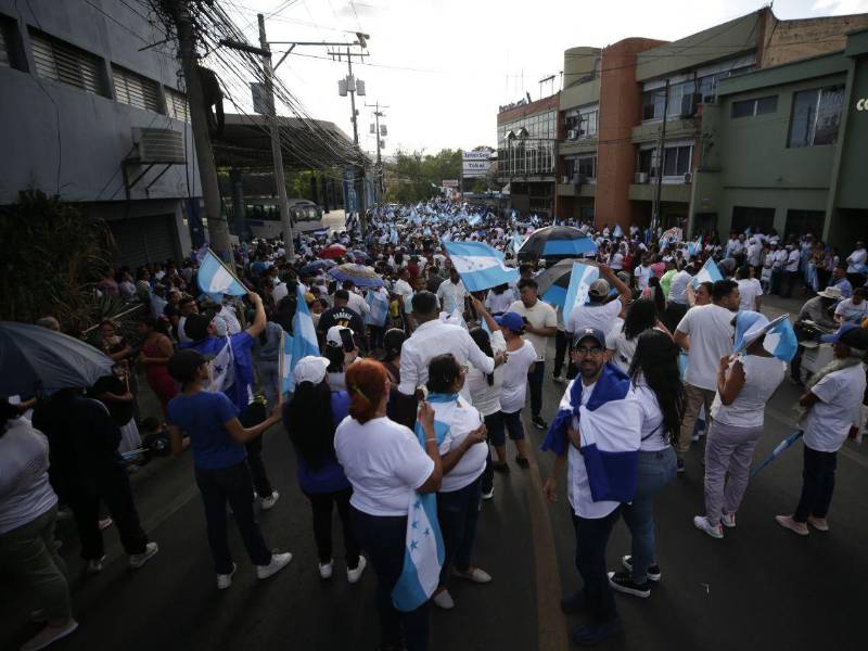 Manifestantes este jueves en Tegucigalpa.