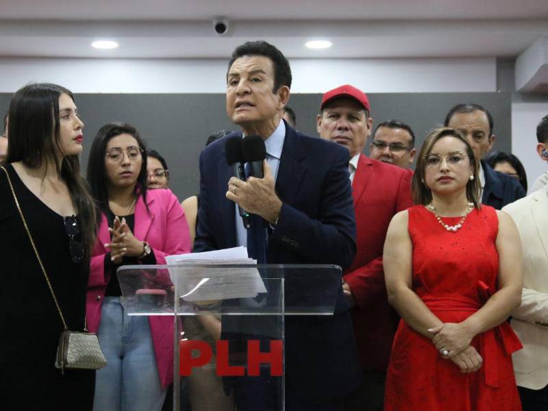 Conferencia de prensa del Partido Liberal.