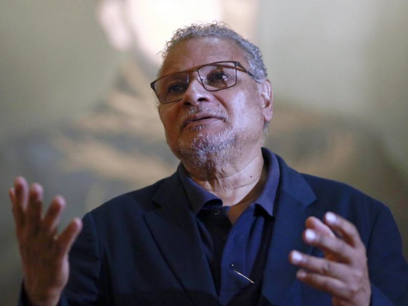 El director del Museo Casa Morazán, Carlos Turcios, habla durante una entrevista con EFE en Tegucigalpa (Honduras).