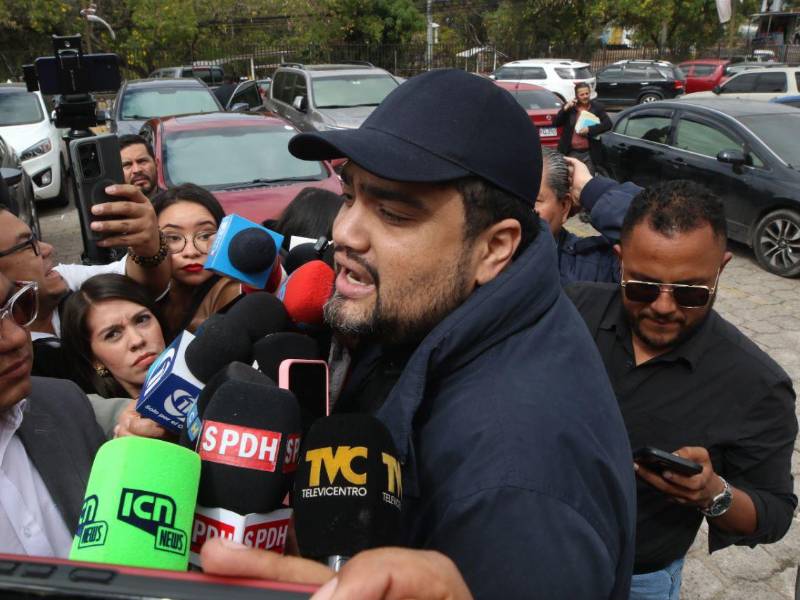 Entrevista de José Carlos Cardona, exministro de Sedesol.