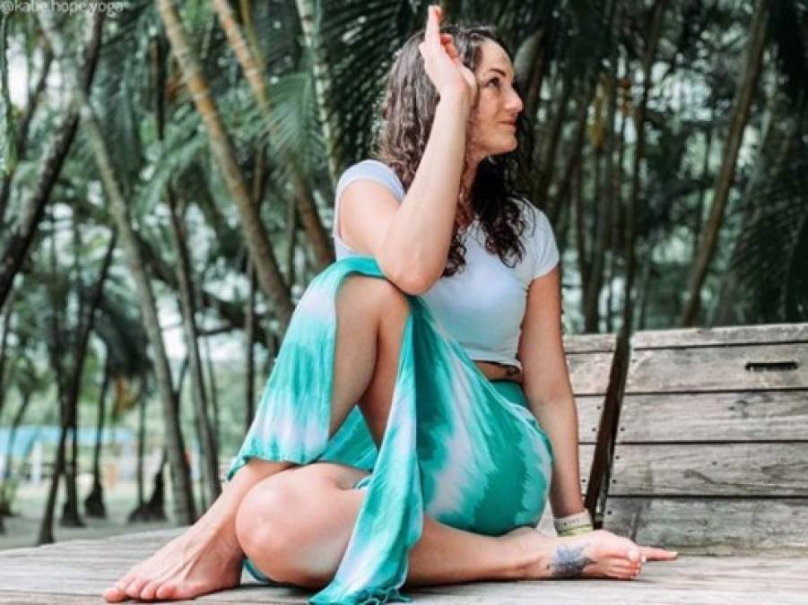 La tranquilidad que se respira en la isla es perfecta para practicar yoga.