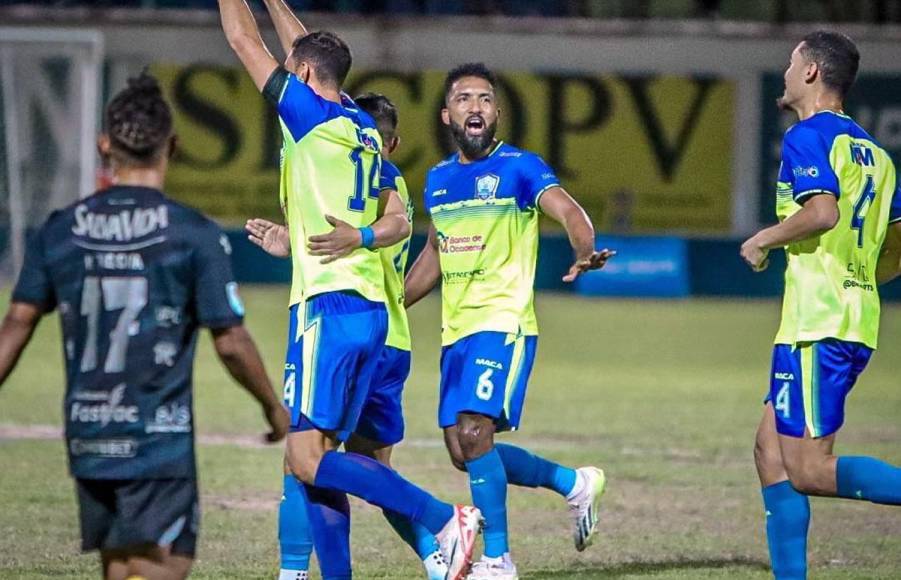 Los Potros de Olancho juegan en el estadio Juan Ramón Brevé Vargas, que no está en buenas condiciones actualmente, algo por lo que se han quejado algunos jugadores.