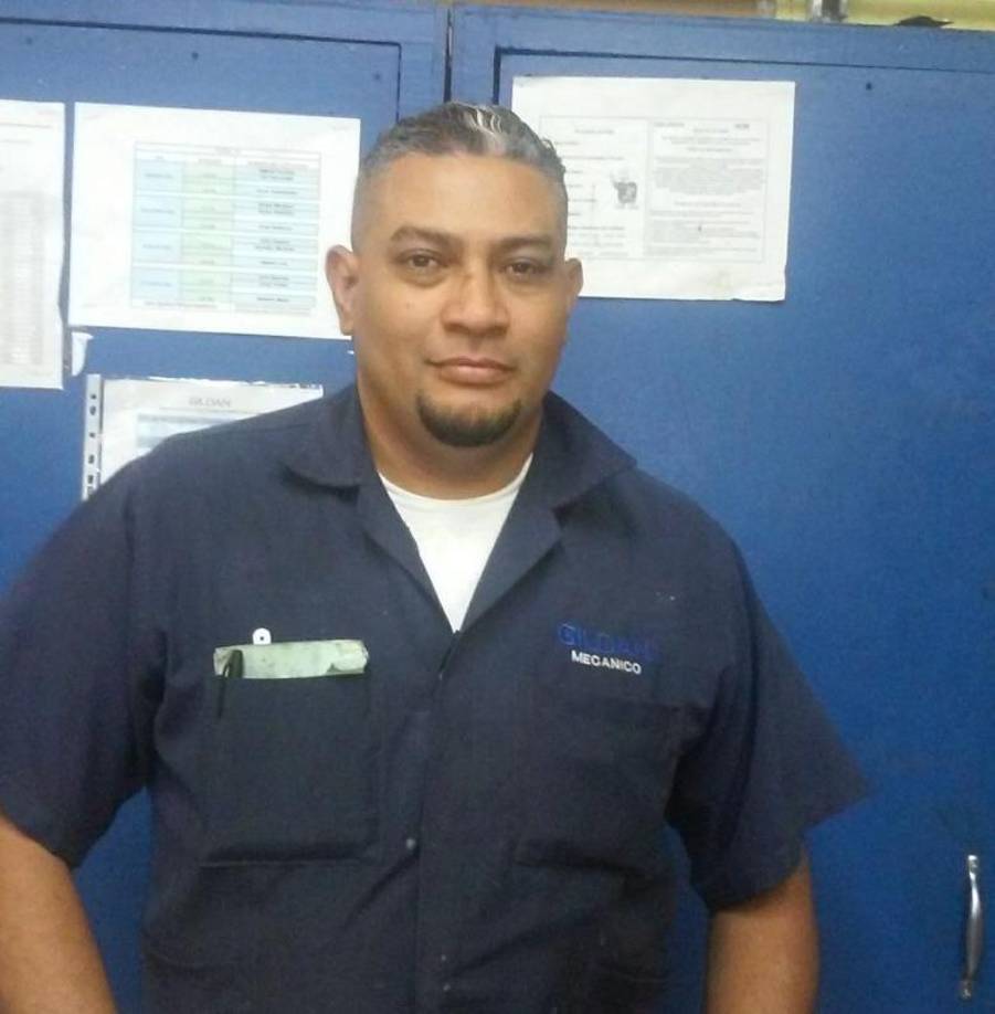 8. José Rufino Ortiz, quien trabajaba en Gildan, es otro de los fallecidos que perece de inmediato en el ataque. Trabajaba en una maquila.