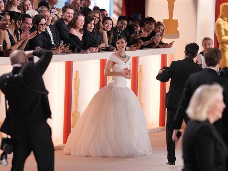 El desfile de estrellas de la 95 edición de los Premios Óscar ha comenzado. Fotos: EFE.