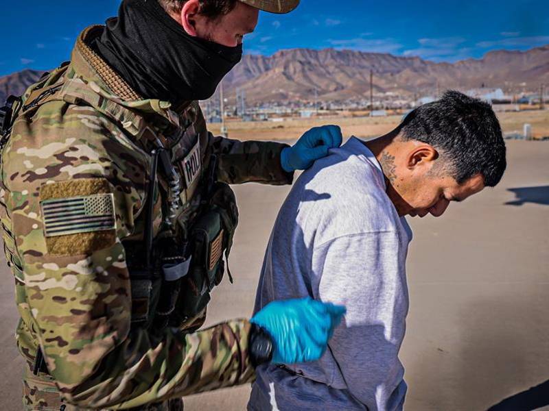 Familiares identificaron a sus seres queridos tras la divulgación de imágenes del primer envío de migrantes a Guantánamo.