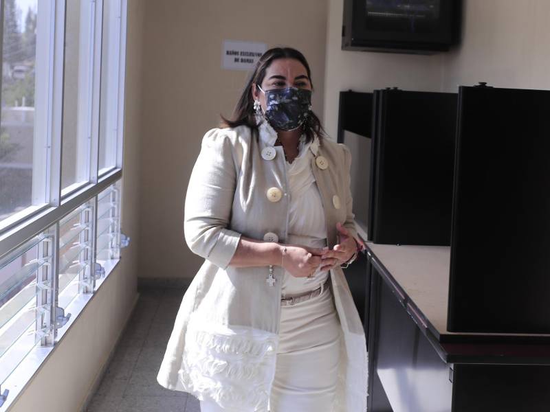 La exprimera dama Rosa Elena Bonilla asiste a un juicio hoy, en la Corte Suprema de Justicia, en Tegucigalpa (Honduras), en una fotografía de archivo.