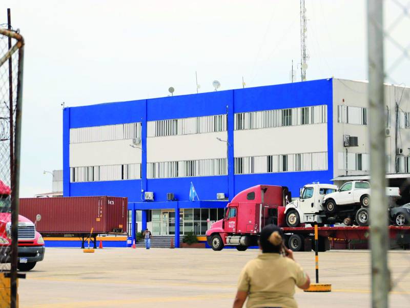 Lo que tarda un máximo de dos días, está tardando cinco a seis días. Foto: Melvin Cubas