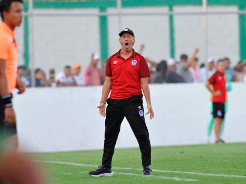 Pedro Troglio se refirió al invicto y la lucha por el título en el torneo Apertura 2023. (FOTOS: Marvin Salgado)