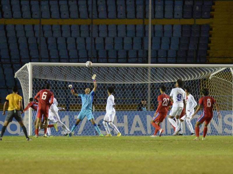 El autogol de Honduras ante Panamá en el Premundial Sub-17