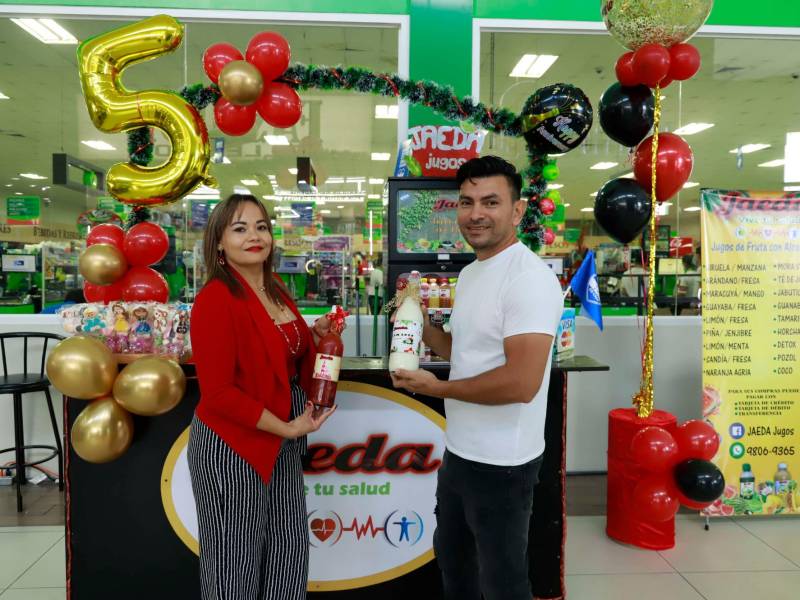 <b><span class=mln_uppercase_mln>Perseverancia.</span></b> Delmy Moreno y Josué García.<span class=mln_uppercase_mln> Foto: Melvin Cubas.</span>