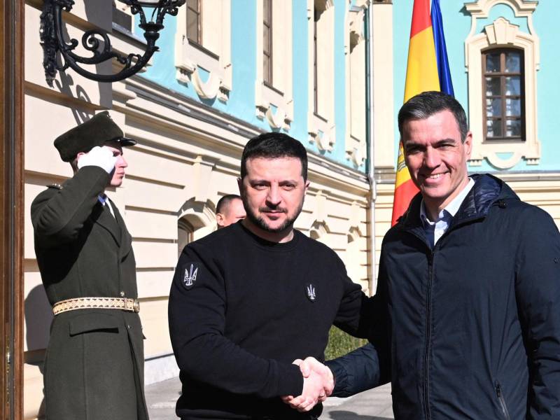 Sánchez se reunió con Zelenski tras recorrer varias ciudades ucranianas devastadas por los bombardeos rusos.