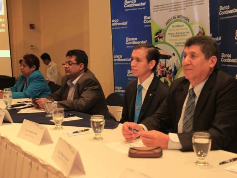 Las cuatro empresas constructoras que fueron calificadas anteriormente no presentaron ofertas.