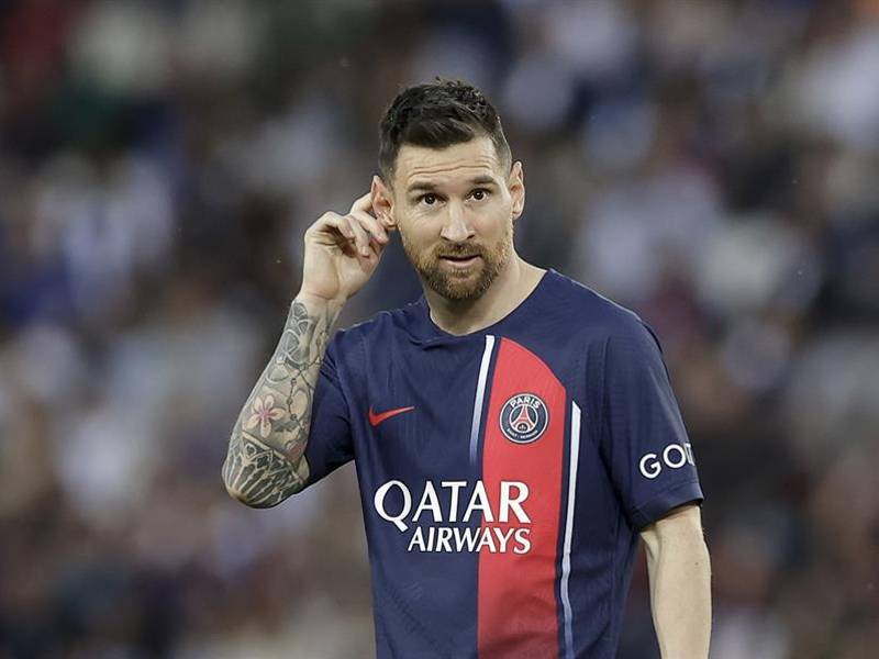 El padre y representante de Lionel Messi confirmó su deseo de regresar al Barcelona.