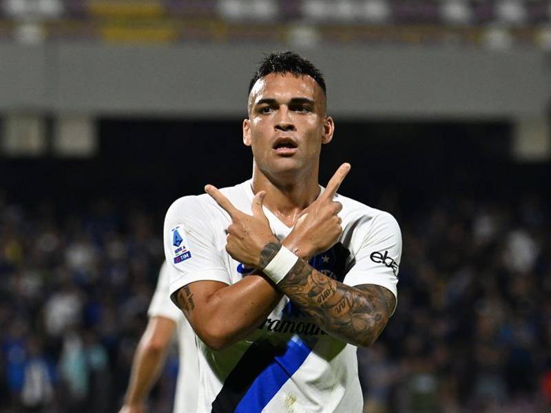 Lautaro se luce anotando un póquer y mantiene líder al Inter en la Serie A