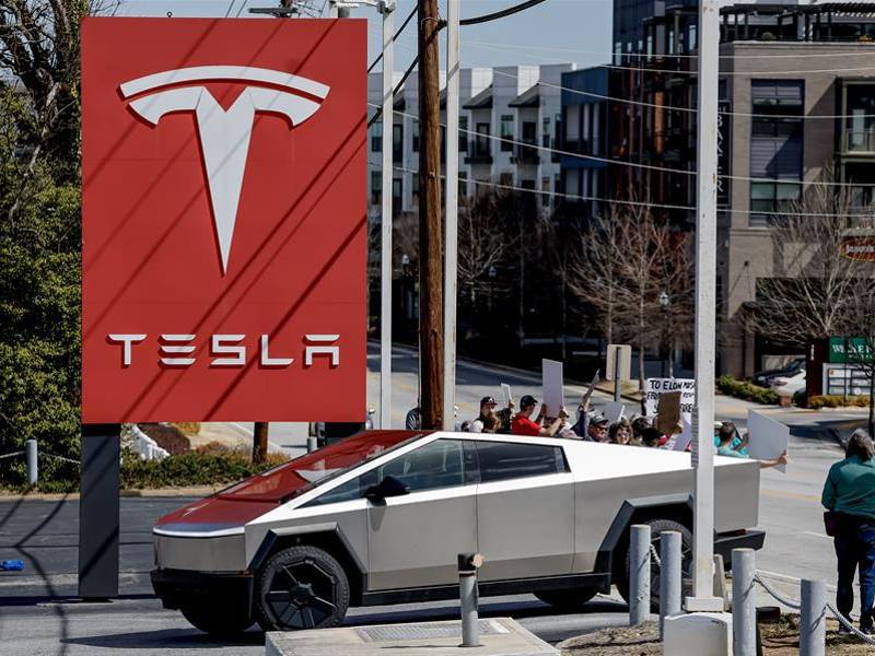 En los últimos días se han registrado varias protestas en las instalaciones de Tesla en todo EEUU por el rol de Musk en el Gobierno de Trump.