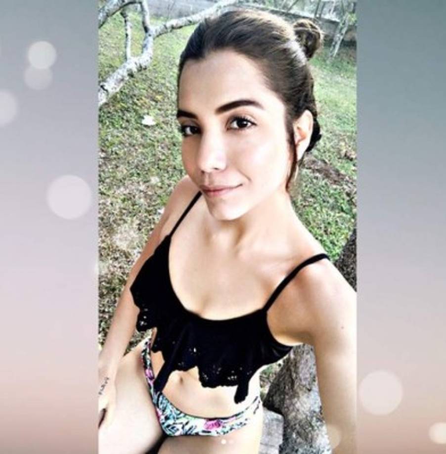 Ha incursionado como presentadora de programas juveniles, revistas matutinas y locutora de radio.