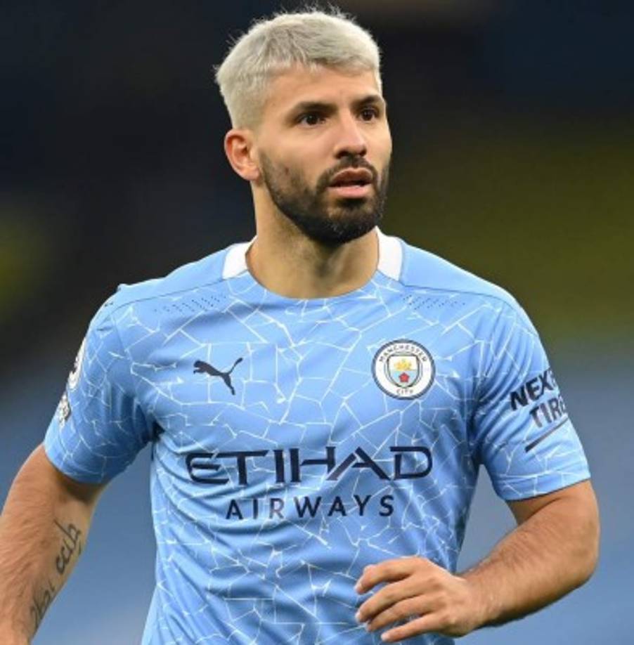 Segio 'Kun' Agüero: El atacante acaba contrato con el Manchester City este verano y en el PSG de Pochettino ha hecho del delantero argentino de 32 años su prioridad.