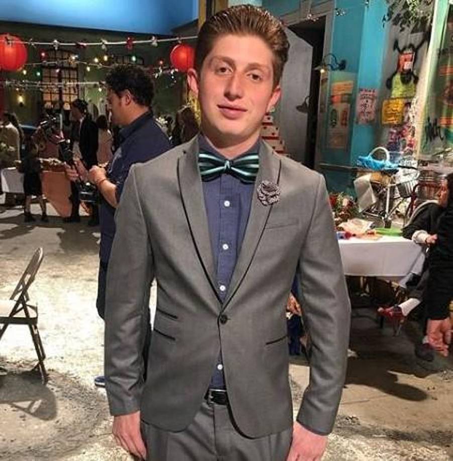 Su primer trabajo ocurrió en Chabelo. Octavio Ocaña era un extra en la sección “chiquillos y chiquillas”.