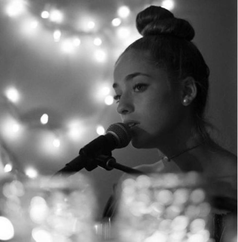 Los otros finalistas, Kyla Jade y Spensha Baker, entrenados por Blake Shelton, fueron eliminados antes en la final.