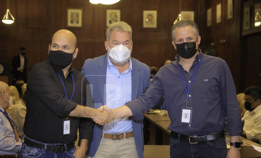 Conclusiones de la reunión del alcalde de San Pedro Sula con los presidentes del Real España y Marathón