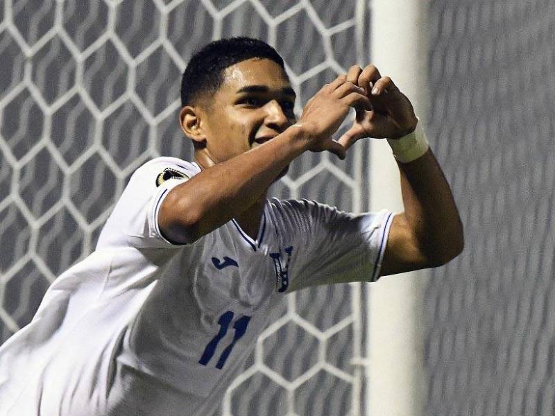 Marco Aceituno fue el héroe de Honduras al marcar los dos goles ante Panamá que le dieron el pase al Mundial Sub-20 de Indonesia.