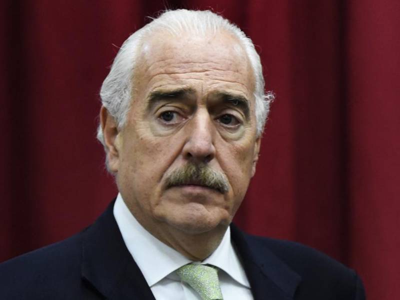 Andres Pastrana ha participado en al menos ocho misiones de observación en diferentes naciones.