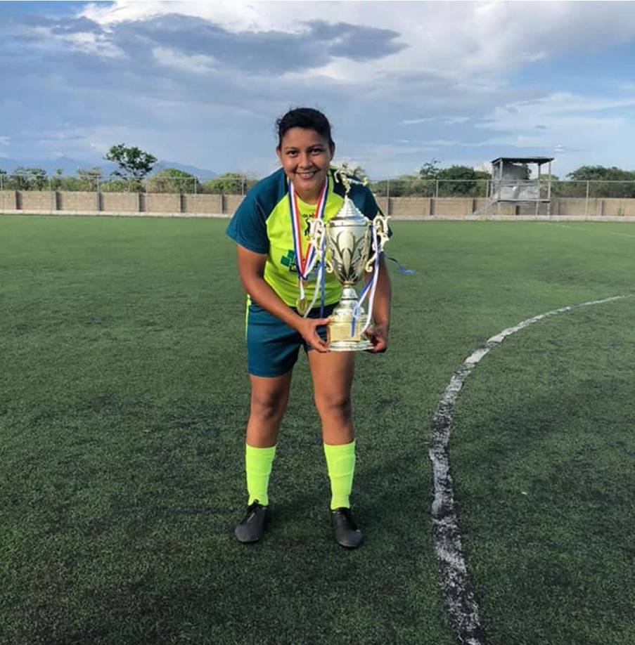 Según el conductor, él no se había percatado que llevaba el cadáver de la futbolista.