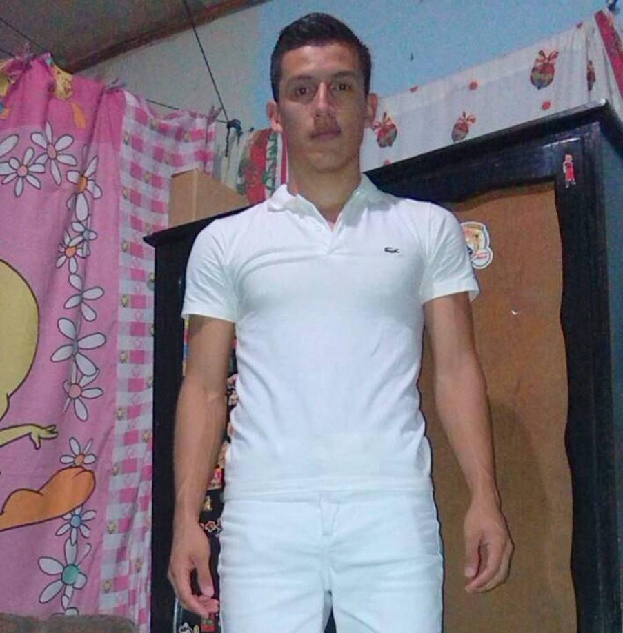 Ese día, alrededor de unos 500 jóvenes, hombres y mujeres, llegaron a la Anapo cargando pertenencias personales en maletas y mochilas, como aspirantes a oficiales de la Policía Nacional.