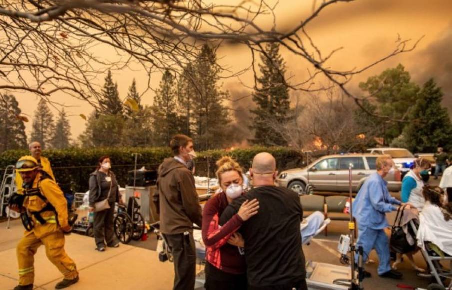 En septiembre, los bomberos dieron por controlado el incendio Mendocino Complex, activo desde julio y considerado el fuego más grande de los documentados en la historia de California.