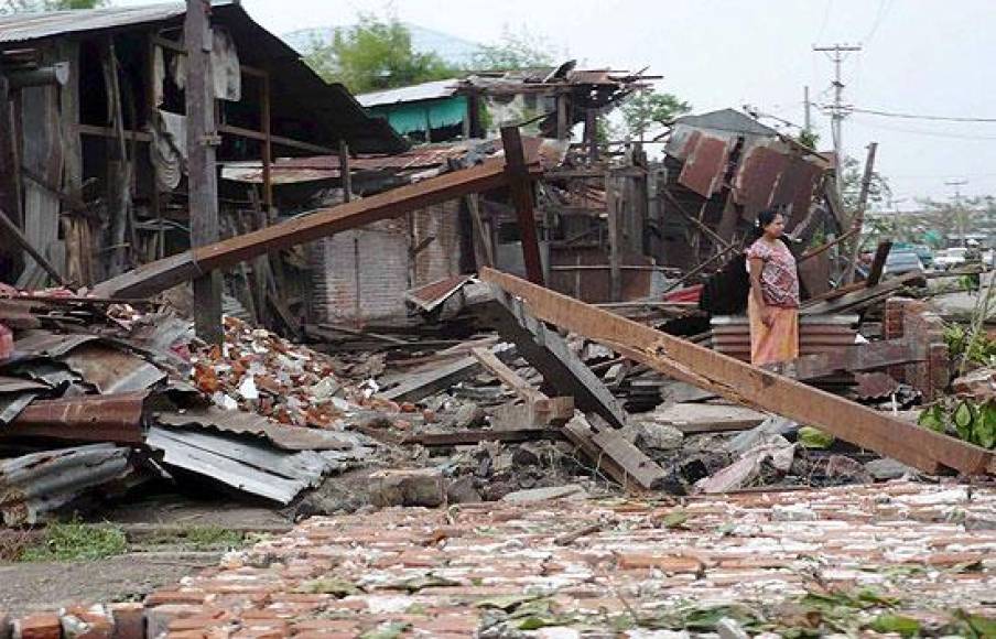 Ciclón Nargis en Birmania 2008. El ciclón dejó 84 mil muertos, 50 mil desaparecidos y más de 1,3 millones de víctimas que recibieron asistencia de agencias de Naciones Unidas como ACNUR.
