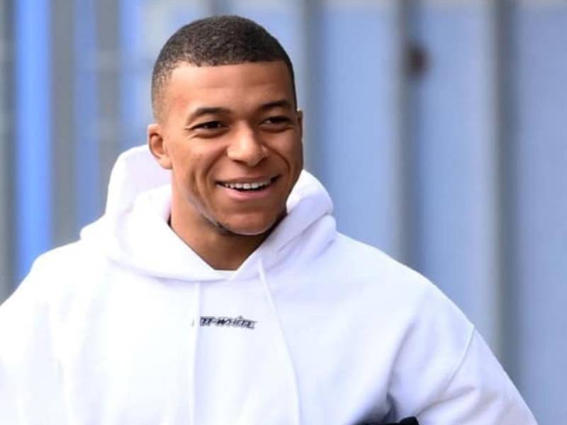Aunque aún se desconoce dónde jugará Mbappé el próximo curso, los caminos cada vez apuntan más a que lo hará en el Real Madrid.