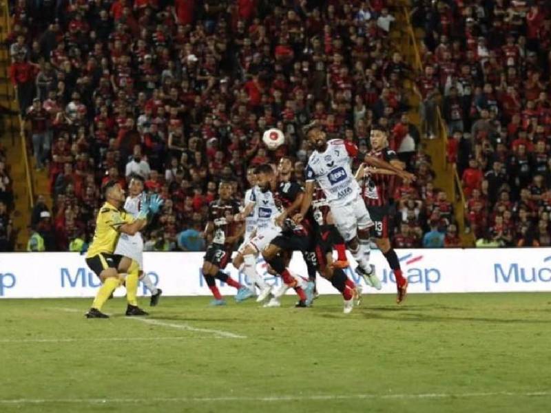 El estadio Morera Soto será el escenario donde se corone el nuevo campeón de Costa Rica.