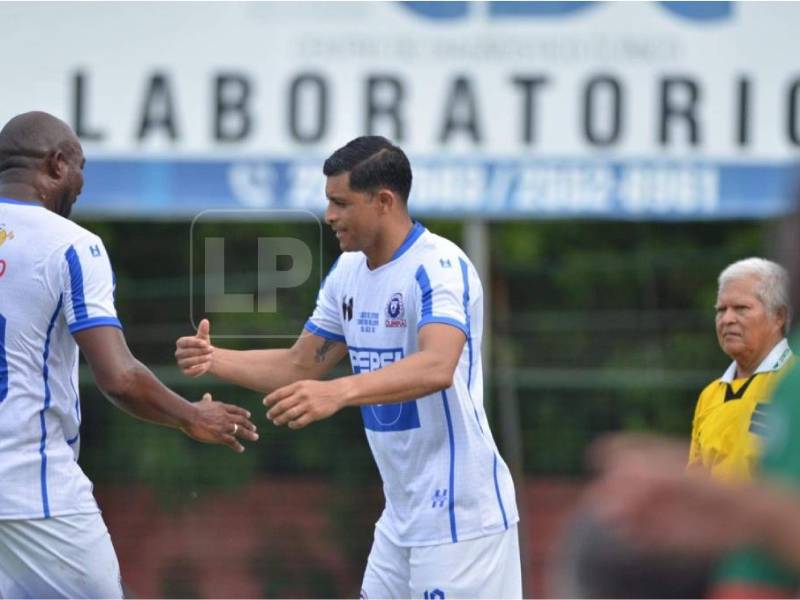 El exarquero de la selección nacional de Honduras fue una de las figuras en el juego de leyendas que se disputó en San Pedro Sula.